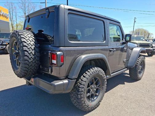 2025 Jeep Wrangler Sport