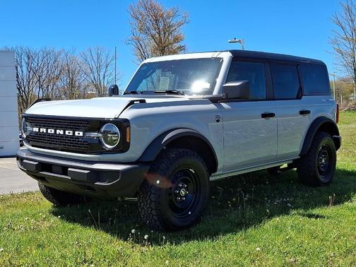 Avalanche Gray 2026 Ford Bronco Big Bend
