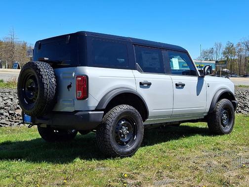 Avalanche Gray 2026 Ford Bronco Big Bend