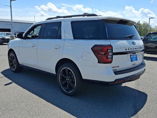 Star White Metallic Tri-Coat 2022 Ford Expedition Limited