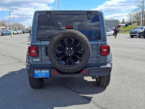 Anvil Clearcoat 2025 Jeep Wrangler 4xe Sahara