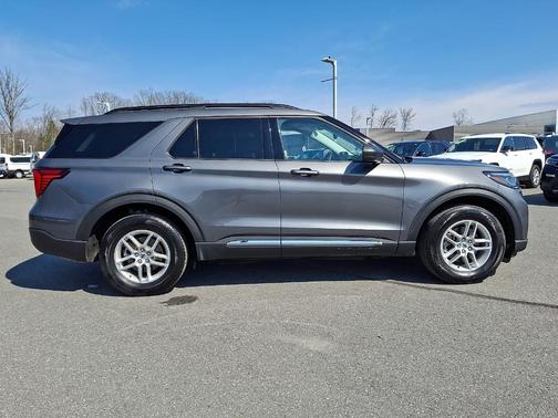 Carbonized Gray Metallic 2025 Ford Explorer Active