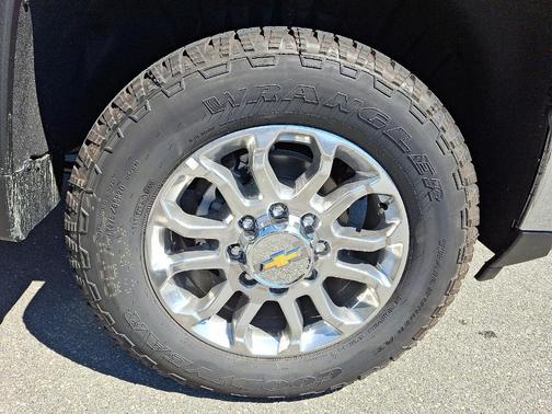 2025 Chevrolet Silverado 2500 LTZ