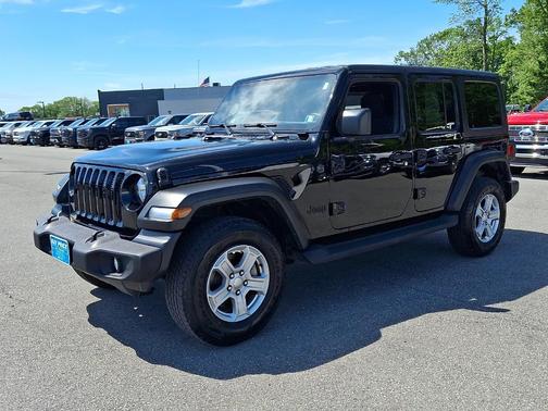 Black Clearcoat 2022 Jeep Wrangler Unlimited Sport S