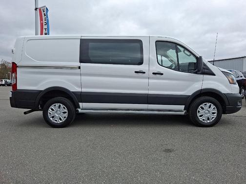 2024 Ford Transit-250