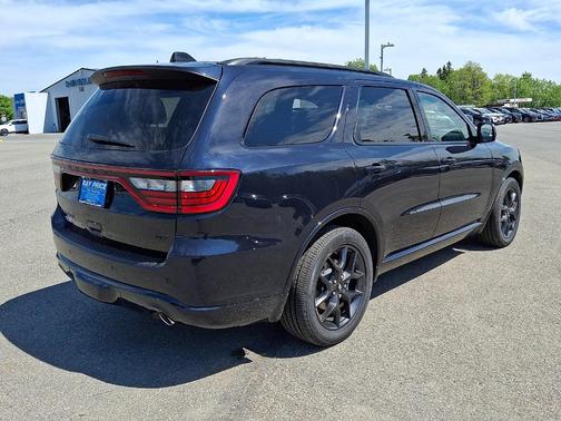 Night 2026 Dodge Durango GT HEMI V8