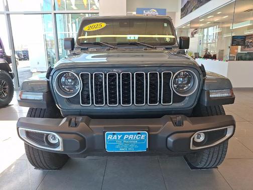 2025 Jeep Wrangler 4xe Sahara