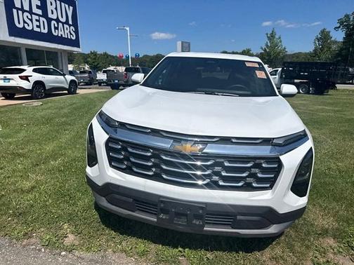 Summit White 2026 Chevrolet Equinox LT