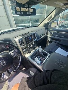 Bright White Clearcoat 2018 RAM 1500 Big Horn