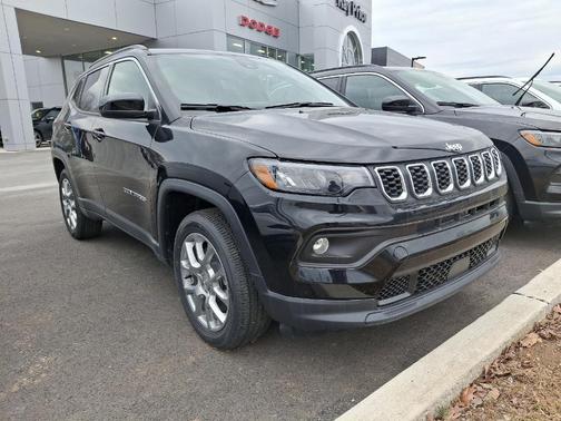 2024 Jeep Compass Latitude Lux