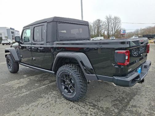 2026 Jeep Gladiator Sport