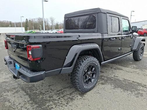 2026 Jeep Gladiator Sport