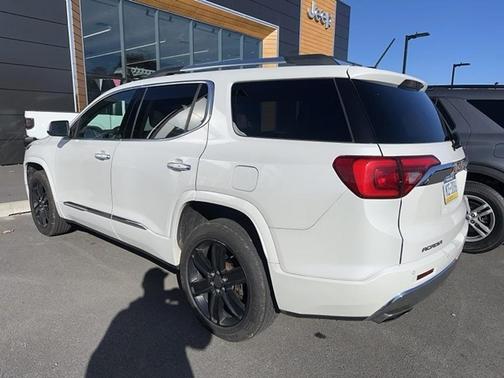 2019 GMC Acadia Denali