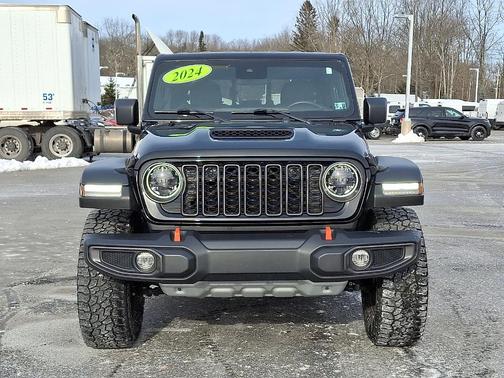 2024 Jeep Gladiator Mojave