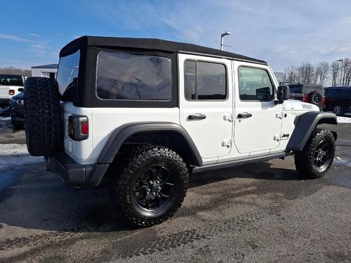 2024 Jeep Wrangler Sport
