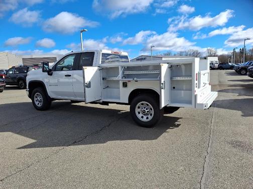 2025 Chevrolet Silverado 3500 WT