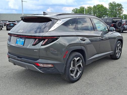 Amazon Gray 2023 Hyundai TUCSON Limited