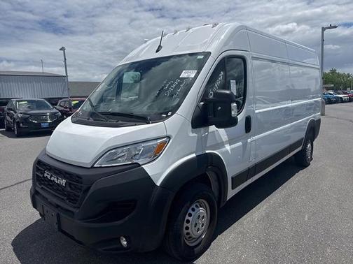 Bright White Clearcoat 2026 RAM ProMaster 2500 High Roof