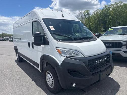 Bright White Clearcoat 2026 RAM ProMaster 2500 High Roof