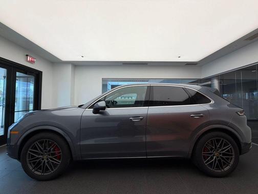 Gray Metallic 2026 Porsche Cayenne S
