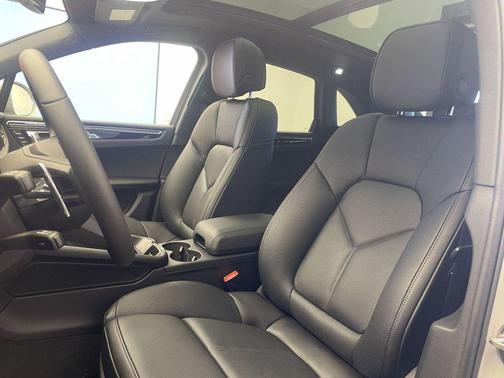 Chalk 2026 Porsche Macan Macan S