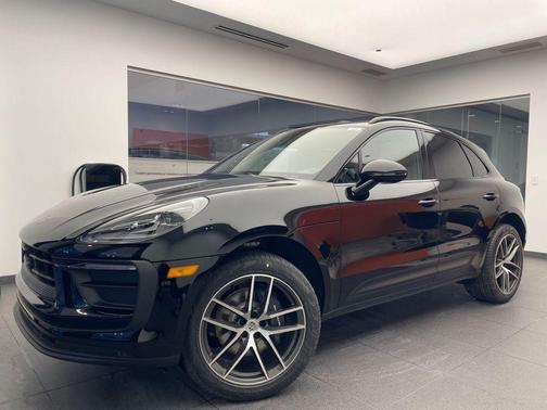 2026 Porsche Macan Macan