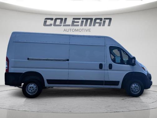 Bright White Clearcoat 2023 RAM ProMaster 2500 High Roof
