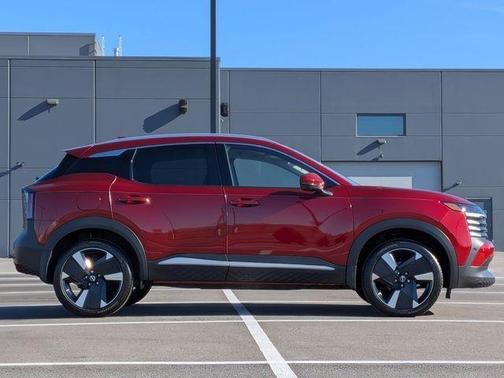 Scarlet Ember T 2025 Nissan Kicks SR