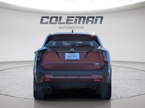 Scarlet Ember T 2025 Nissan Kicks SR