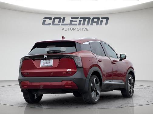 Scarlet Ember T 2025 Nissan Kicks SR
