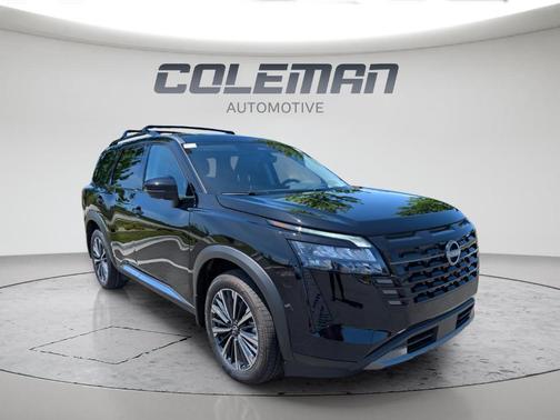 Black 2026 Nissan Pathfinder Platinum
