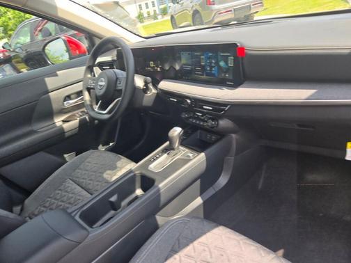 Gun Metallic 2026 Nissan Kicks SV
