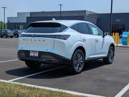 Everest White P 2025 Nissan Murano SL