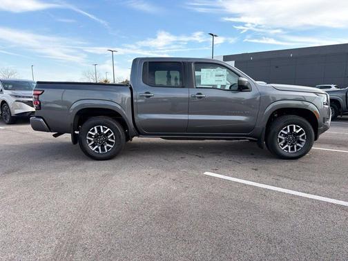 Gun Metallic 2027 Nissan Frontier SV