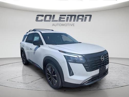 Everest White P 2026 Nissan Pathfinder Platinum