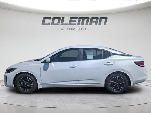 Aspen White 2025 Nissan Sentra SV