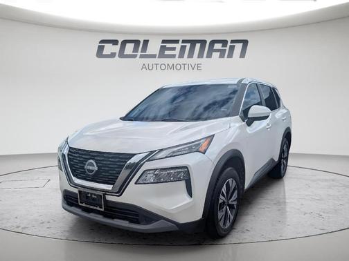 White 2023 Nissan Rogue SV