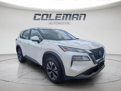 White 2023 Nissan Rogue SV