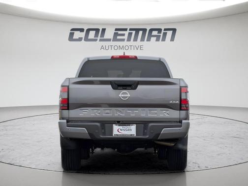 Gun Metallic 2025 Nissan Frontier SV