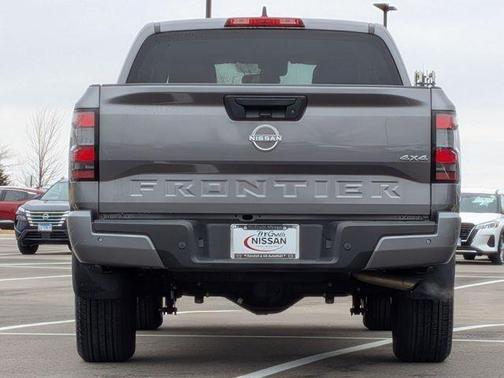 Gun Metallic 2025 Nissan Frontier SV