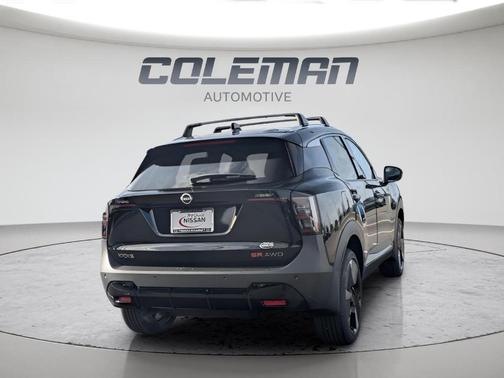 Super Black 2026 Nissan Kicks SR