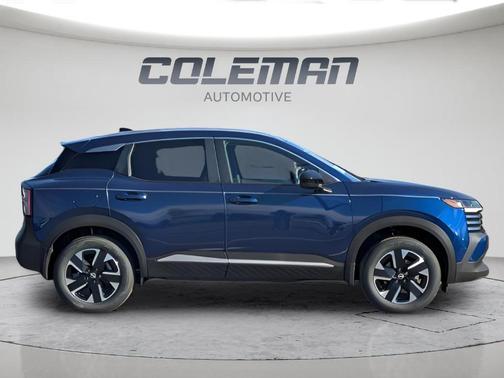 Deep Blue Pearl 2026 Nissan Kicks SV
