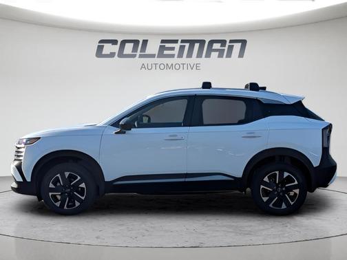 Fresh Powder 2026 Nissan Kicks SV