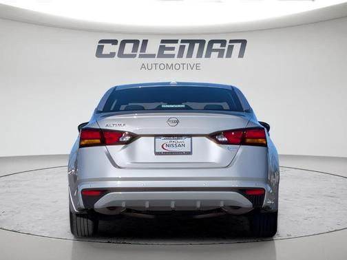 Brilliant Silver Metallic 2025 Nissan Altima S