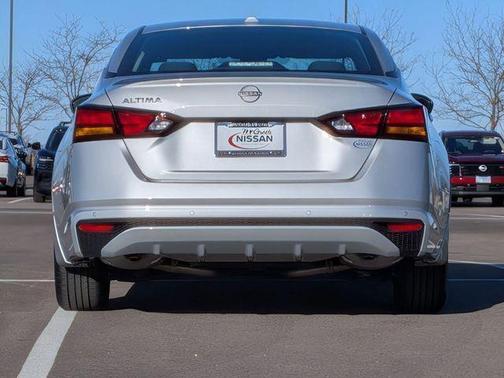 Brilliant Silver Metallic 2025 Nissan Altima S