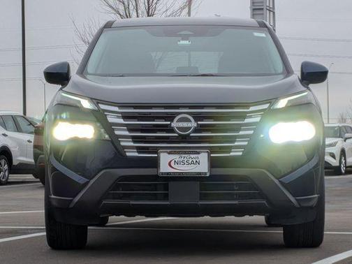 Deep Ocean Blue 2026 Nissan Rogue SV