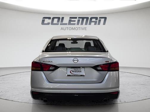Brilliant Silver Metallic 2025 Nissan Altima SR
