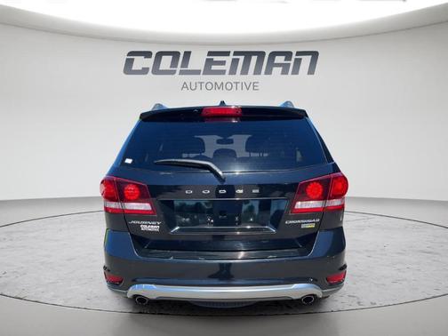Pitch Black Clearcoat 2017 Dodge Journey Crossroad