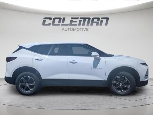 Summit White 2025 Chevrolet Blazer LT