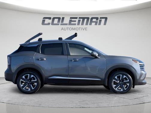 Gun Metallic 2025 Nissan Kicks SV